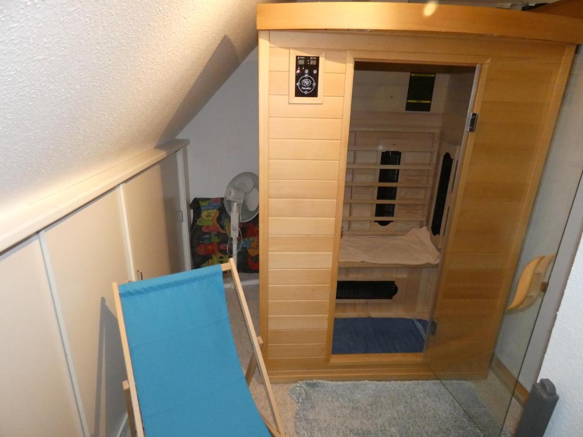 Ferienwohnung Am Schloss Reuterstadt Stavenhagen Exterior foto